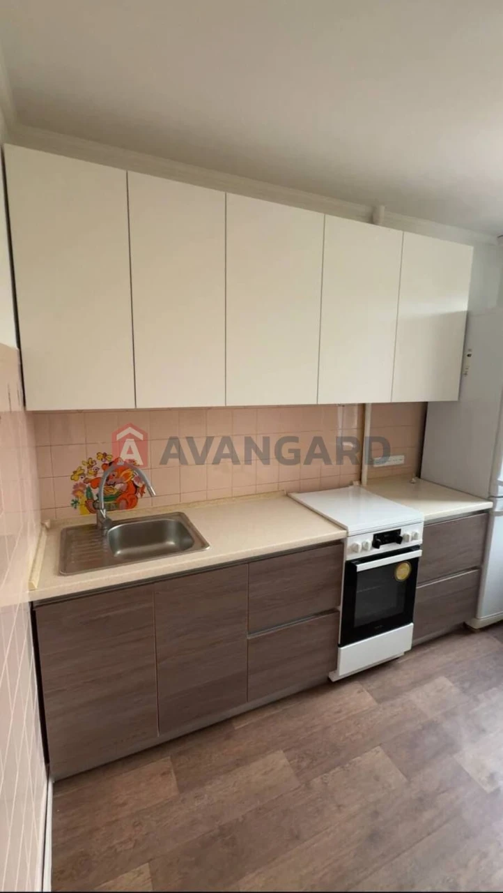 Three-room apartment at Sagaydnichy 175/2, WORKING ACCORDING TO STATE REGULATIONS
