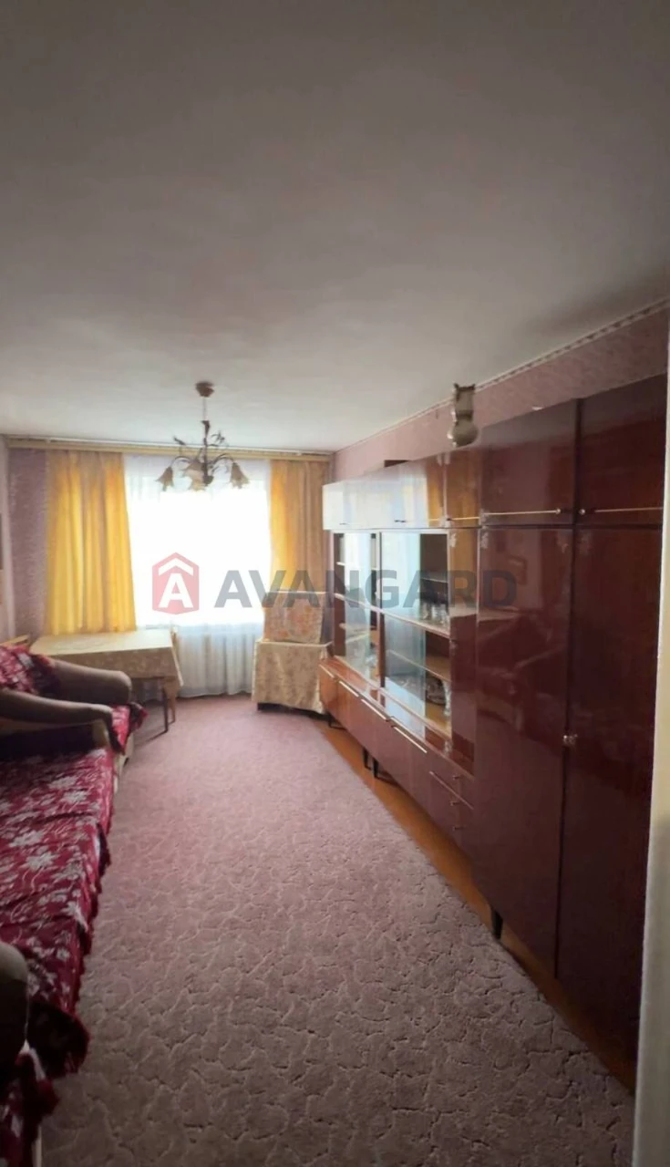 Three-room apartment at Sagaydnichy 175/2, WORKING ACCORDING TO STATE REGULATIONS