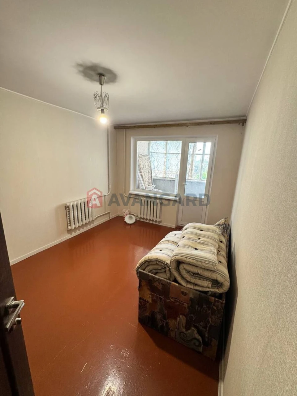 Three-room apartment at Sagaydnichy 175/2, WORKING ACCORDING TO STATE REGULATIONS