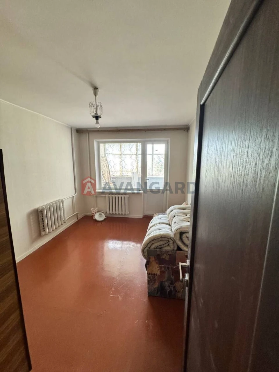 Three-room apartment at Sagaydnichy 175/2, WORKING ACCORDING TO STATE REGULATIONS