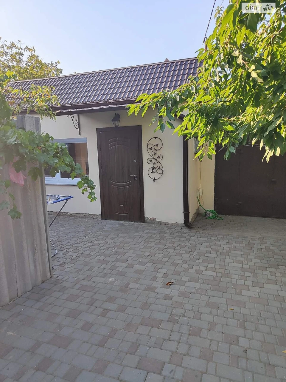 Long-Term Rent House Central