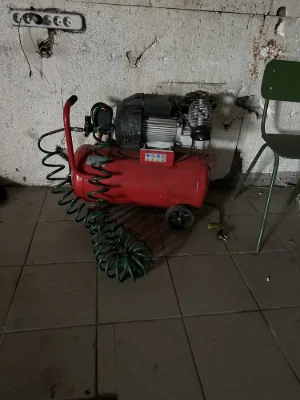 Двойний гараж під СТО