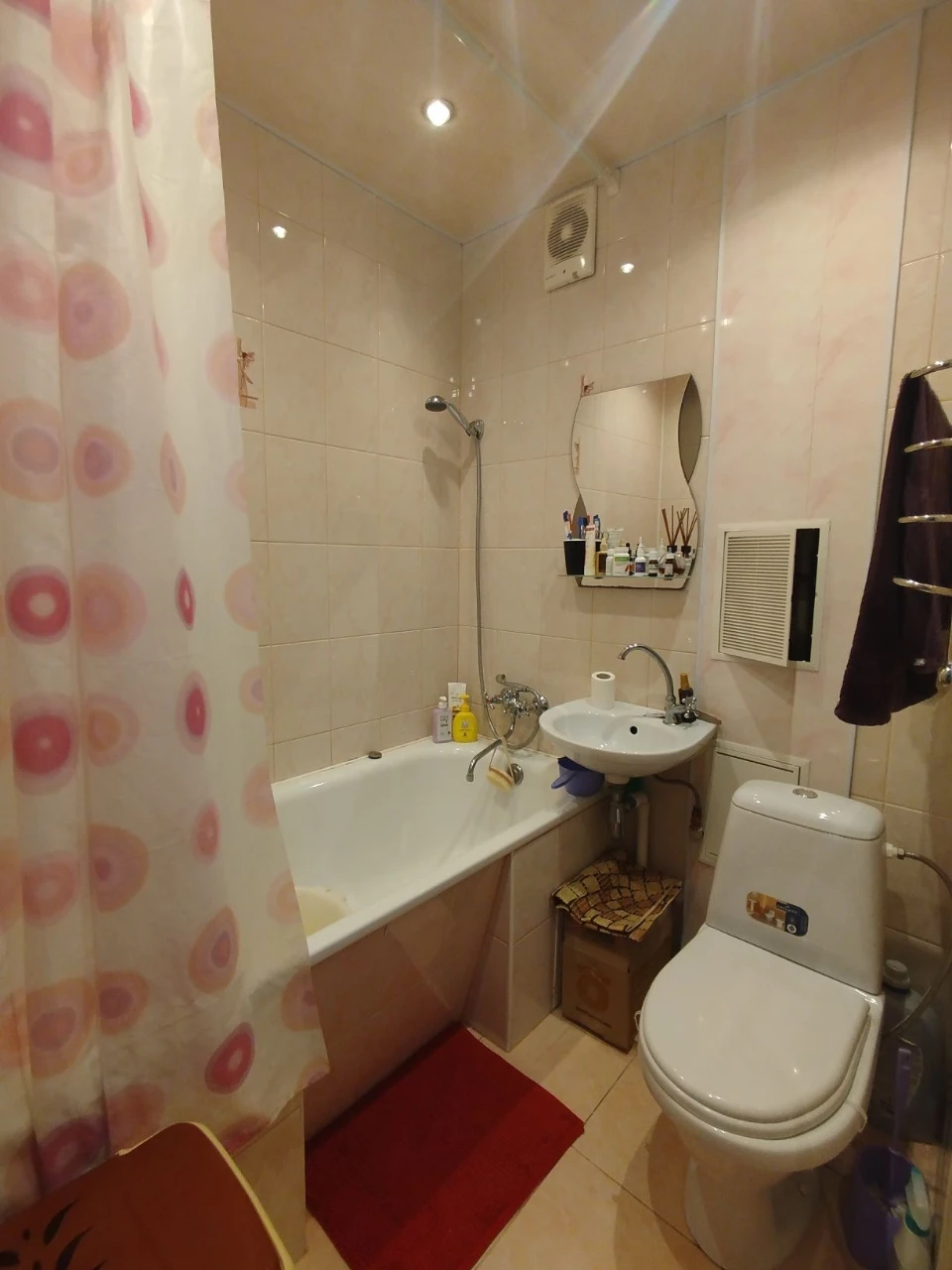 For sale 2-room apartment, Khimmistetcha, with independent heating
