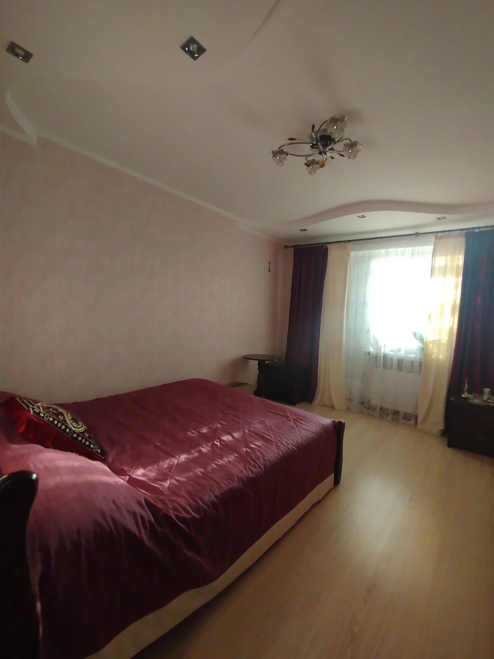 For sale 2-room apartment, Khimmistetcha, with independent heating