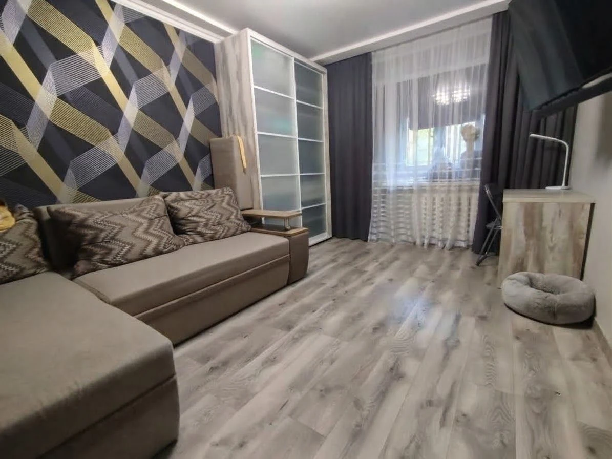 Sale of 2 room apartment, St. Kharkivska.