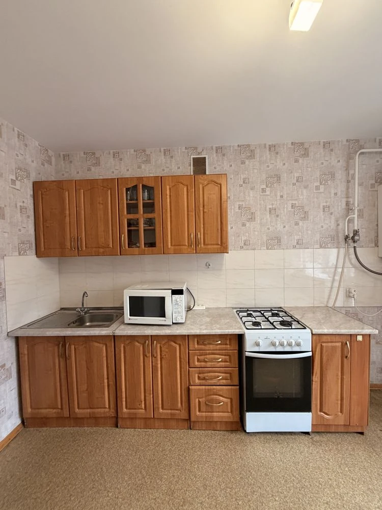 Продам 3-кімнатну квартиру в новому будинку