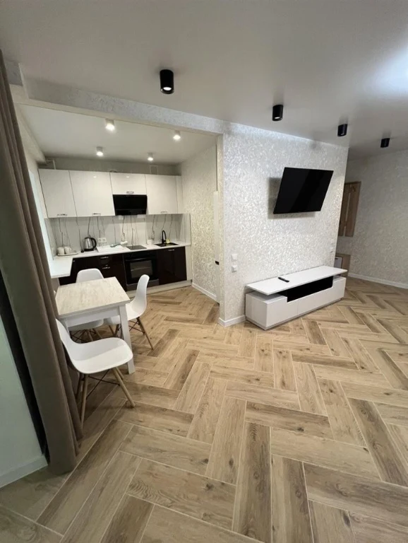 2-room apartment near Kovalsky Park, without commission