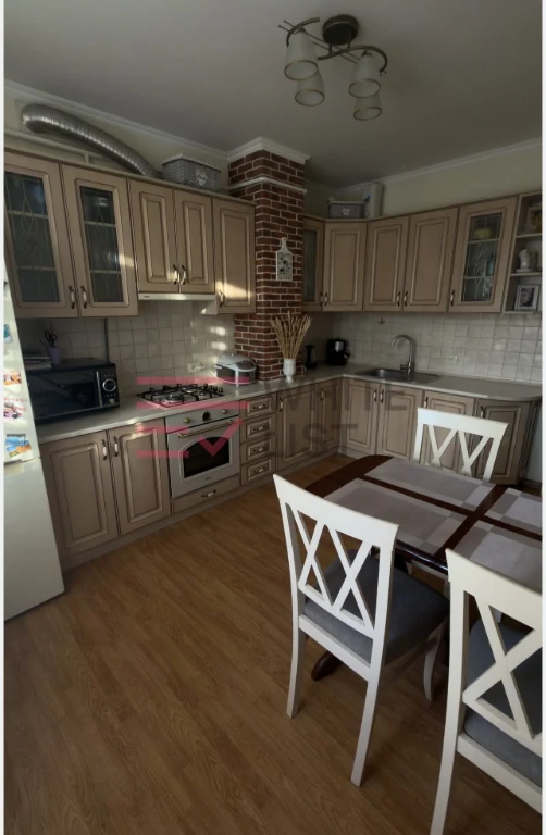 Sale of a 3-room apartment 80 sq.m., St. Almazova