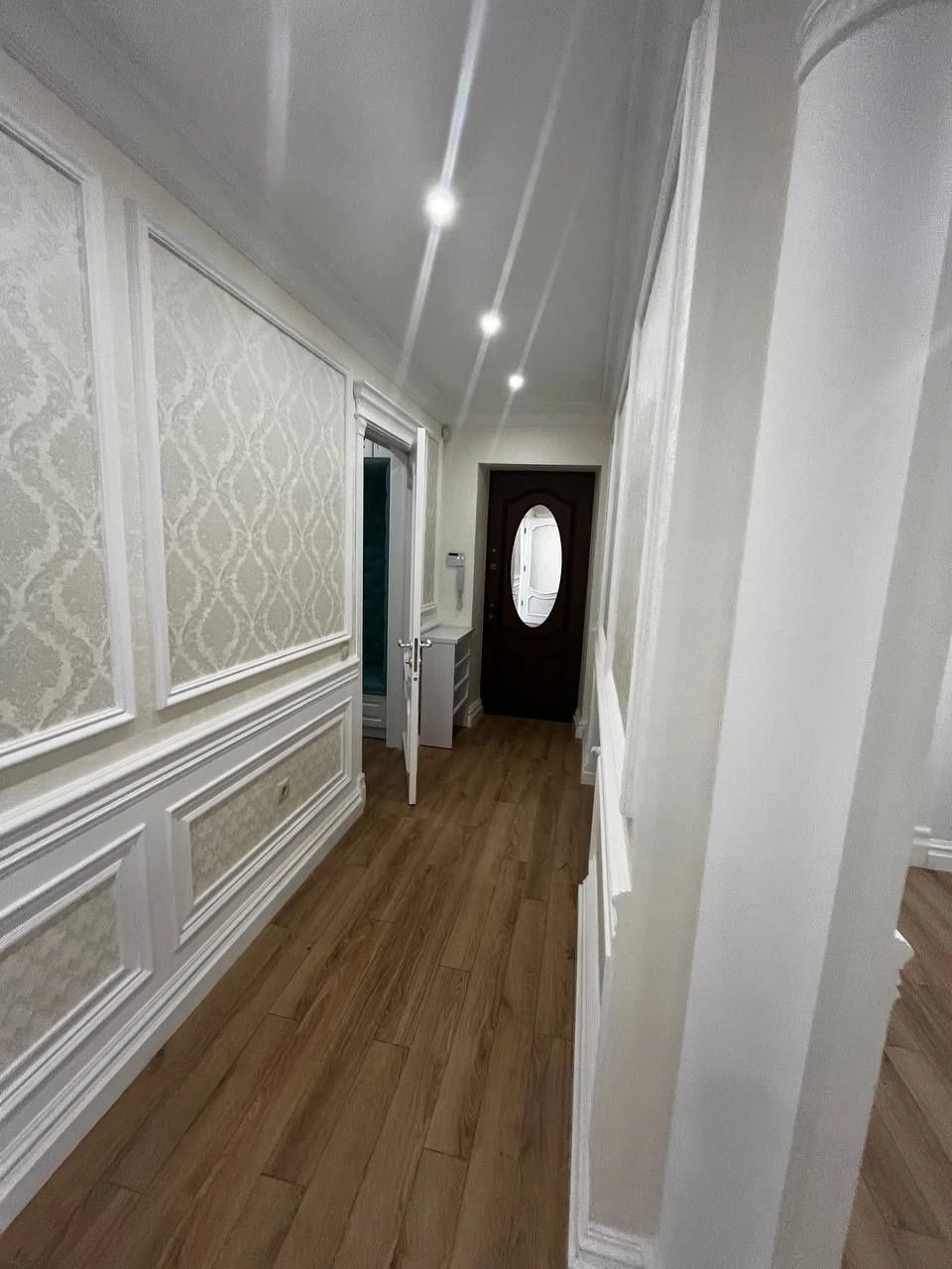 For Sale 3-room new building Enthusiasts Main