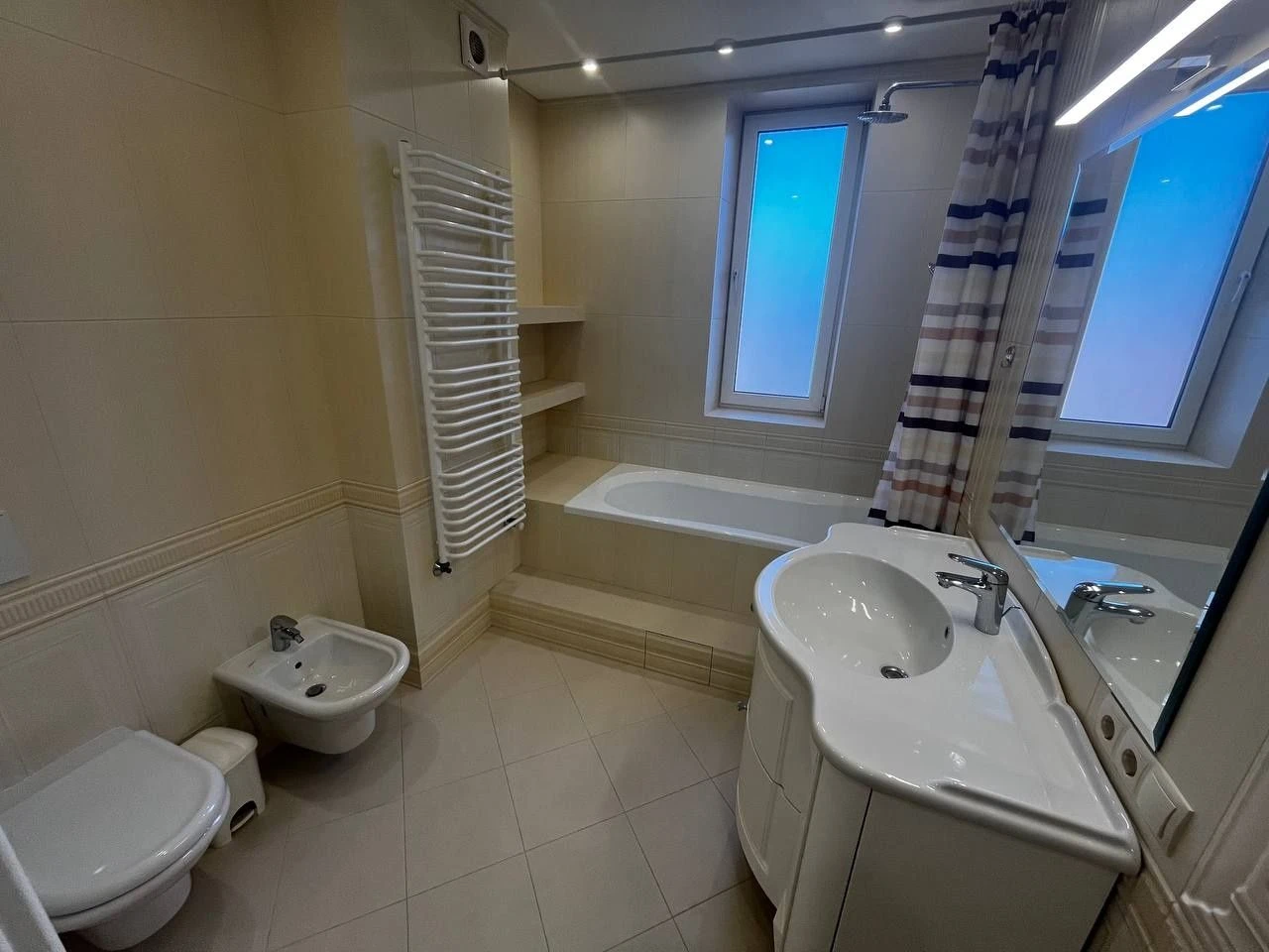 For Sale 3-room new building Enthusiasts Main