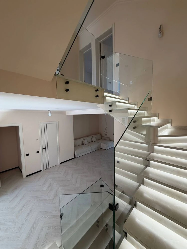 Sale of house (townhouse) with renovation RESEARCH STATION