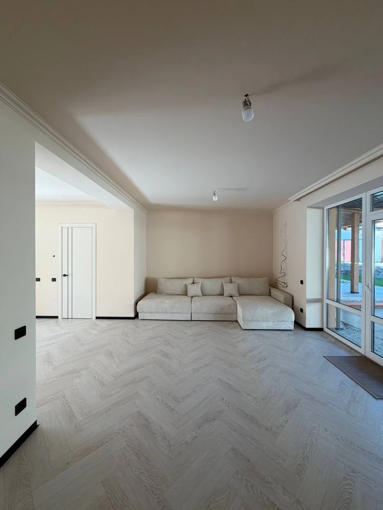Sale of house (townhouse) with renovation RESEARCH STATION