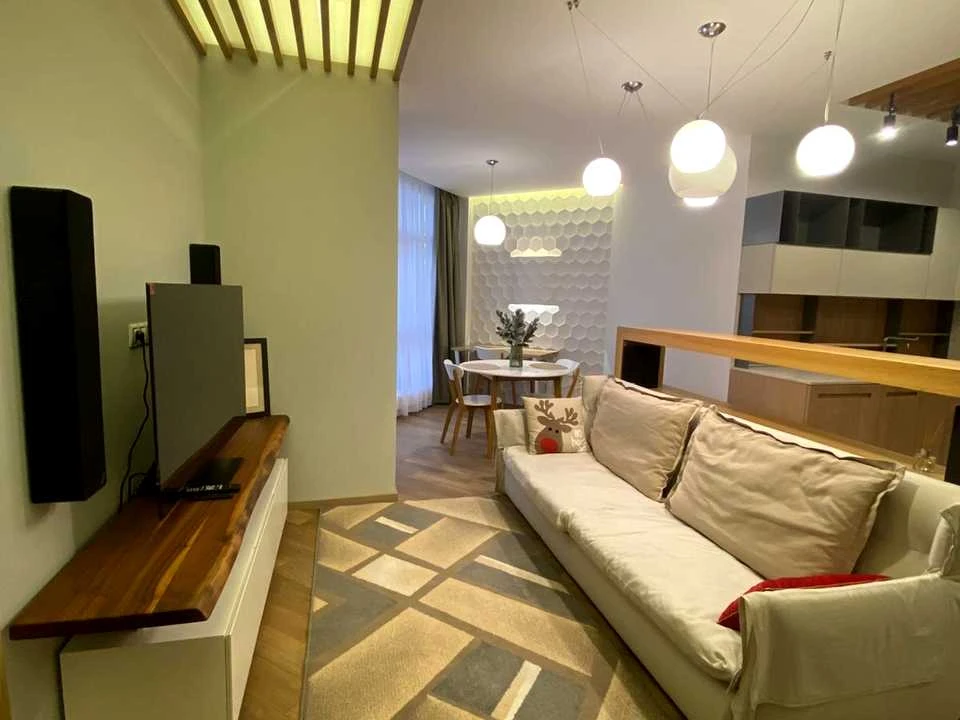 Apartment. Kyiv, Glybchyska Street