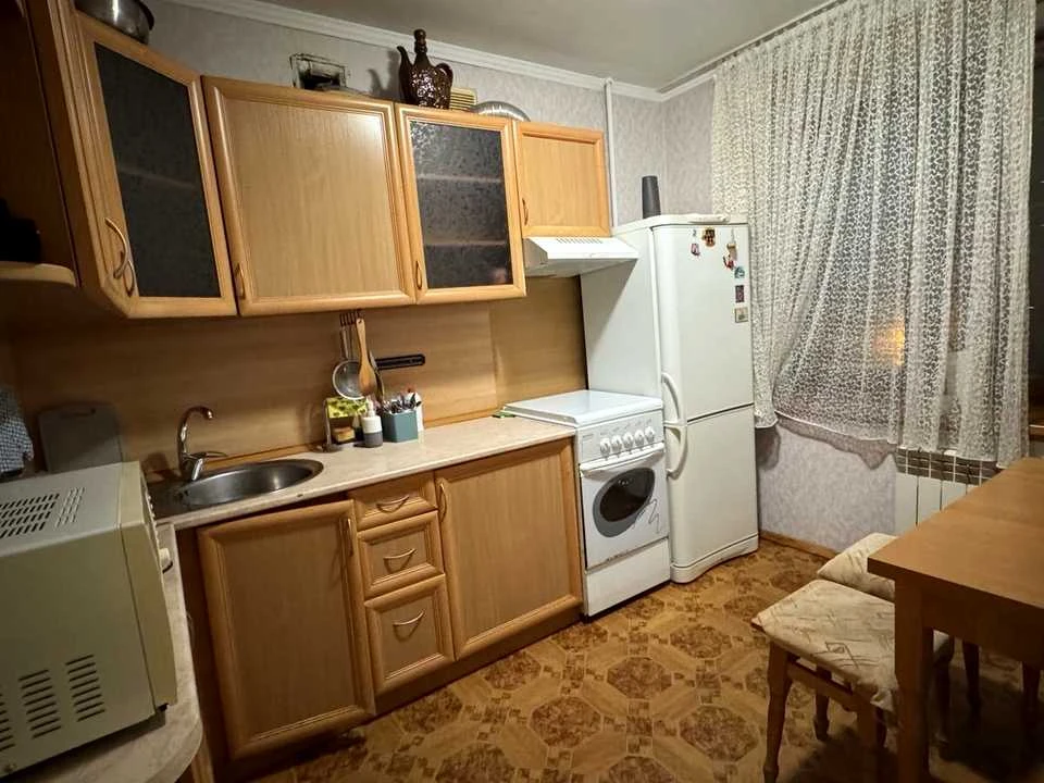 Квартира. Київ, Дегтярівська вул.