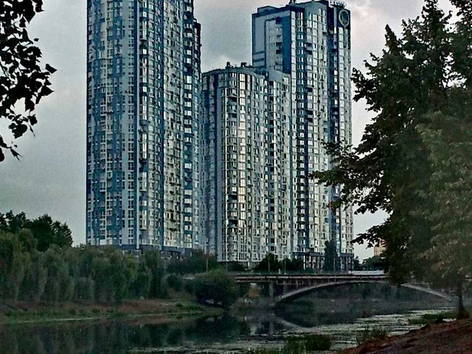 Квартира. Київ, Соборності просп.