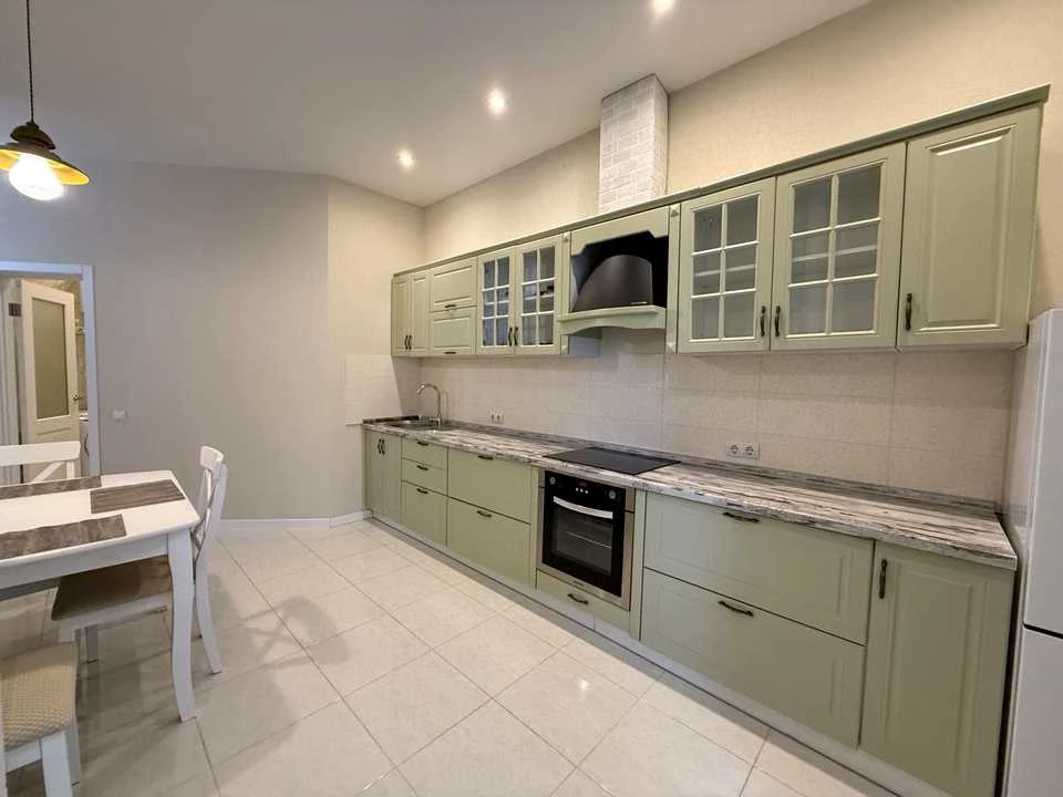 Apartment. Kyiv, Mykhoyl Mykhnovs'kyy boulevard.
