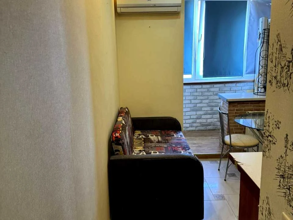 Квартира. Київ, Голосіївська вул.