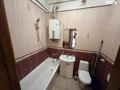 Long Term Rental Apartment Holosiiv