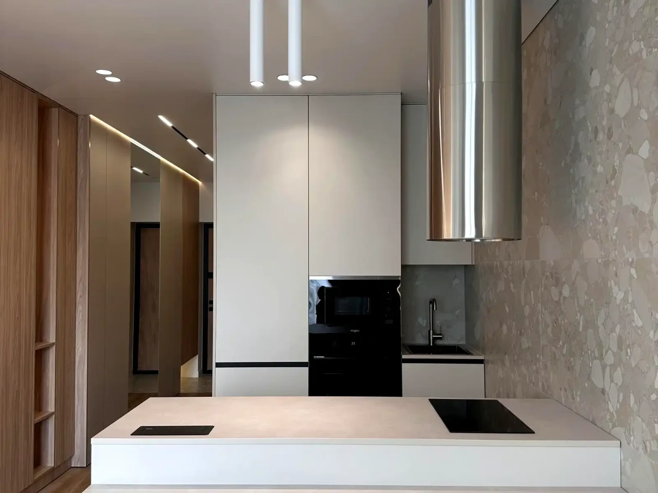 Оренда квартири 1-кімн. 42 м² 17/24 пов.