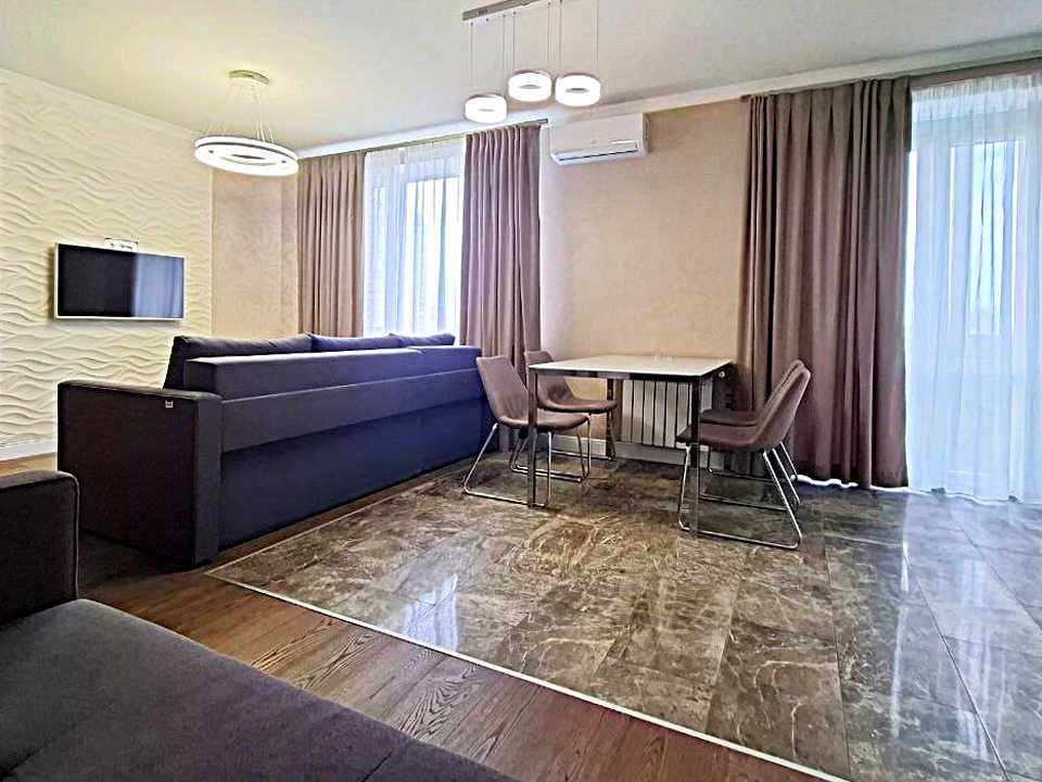 Apartment. Kyiv, Borshchagivska St.