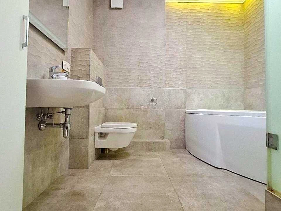 Apartment. Kyiv, Borshchagivska St.