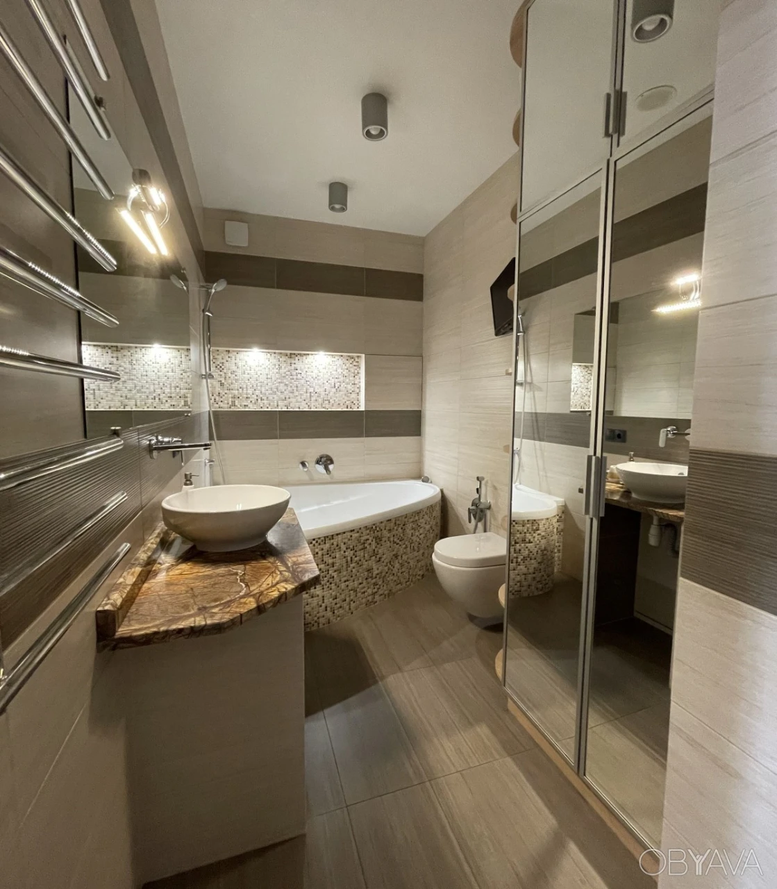 Modern apartment 60 sq.m in the center, Druzhby Narodov, Pechersk