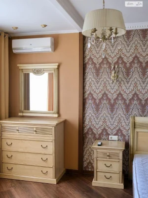 Long-Term Rental Apartment in Pyrogiv