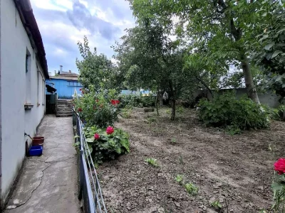 Будинок. Вінниця, Крутий узвіз