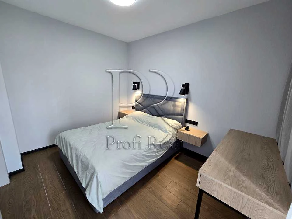 Apartment. Kyiv, Salutna St.