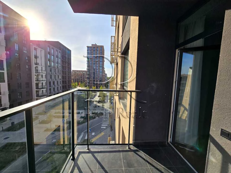 Apartment. Kyiv, Salutna St.