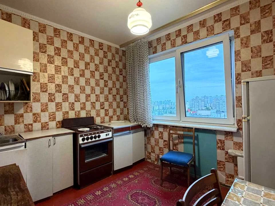 Квартира. Харьковское шоссе, Киев