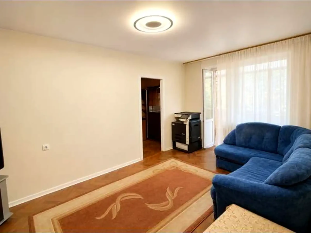 Оренда квартири 2-кімн. 45 м² 2/5 пов.
