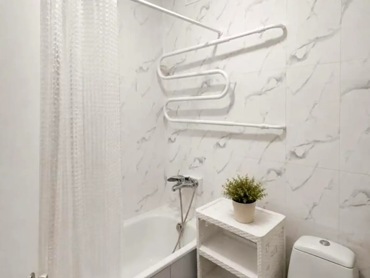 Оренда квартири 2-кімн. 45 м² 2/5 пов.