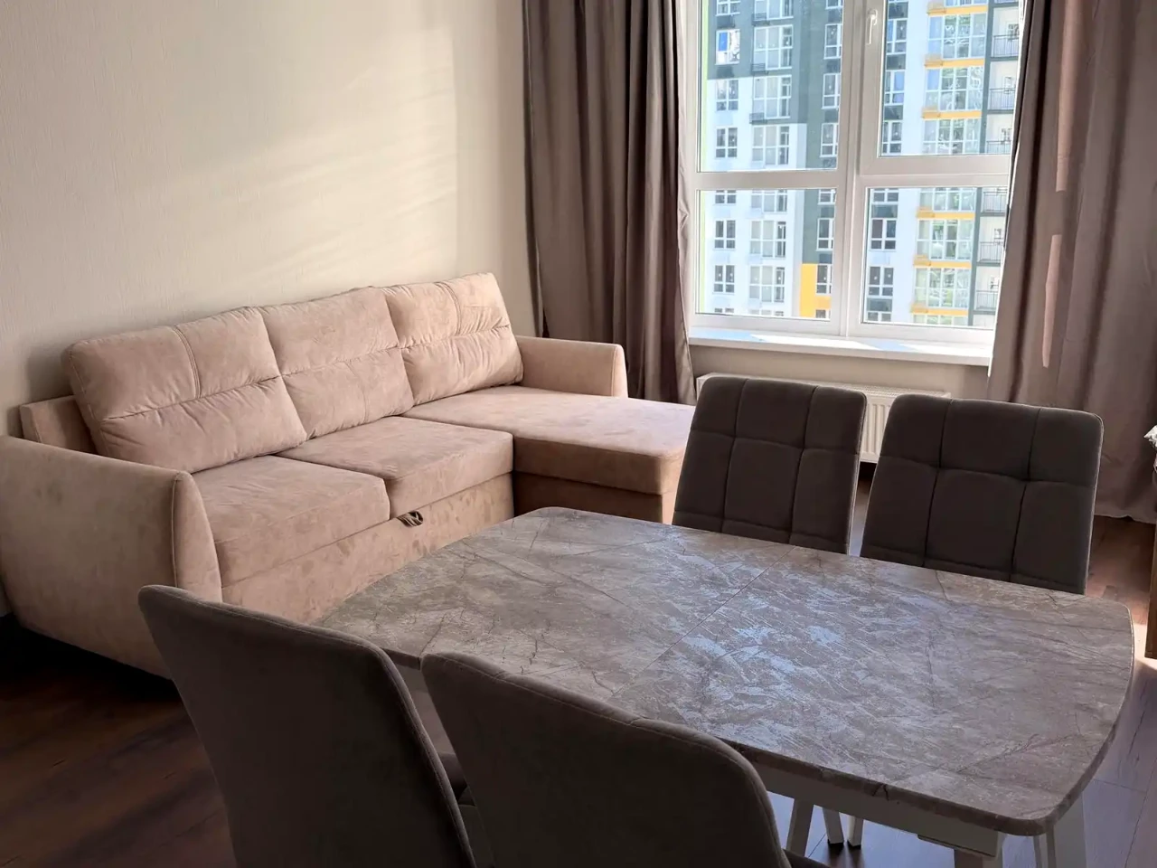 Сдается квартира 2-комн. 62 м² 15/24 этаж