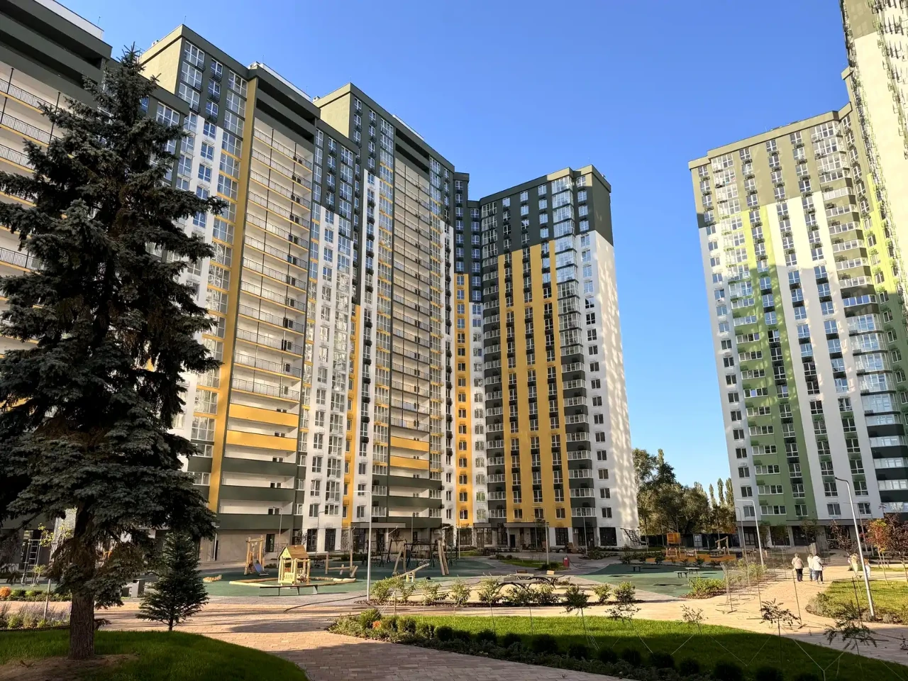 Сдается квартира 2-комн. 62 м² 15/24 этаж