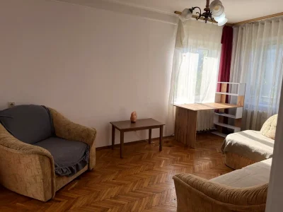 Оренда квартири 2-кімн. 45 м² 3/5 пов.