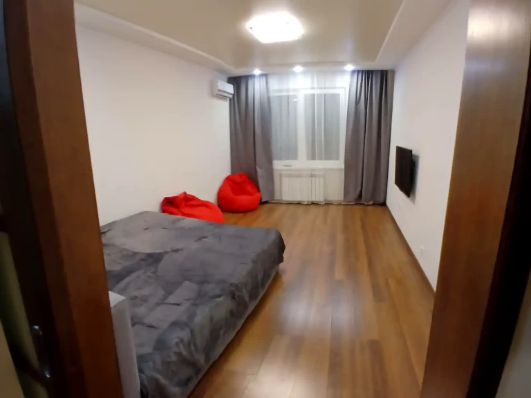 Rent 1-room apartment 47 m² 3/25 floor