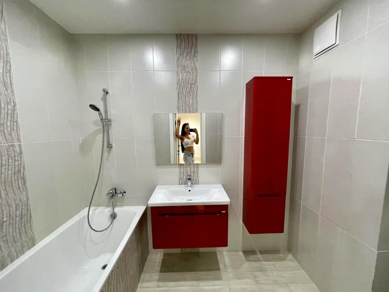 Rent 3-room apartment 125 sq. m. 3/24 floor