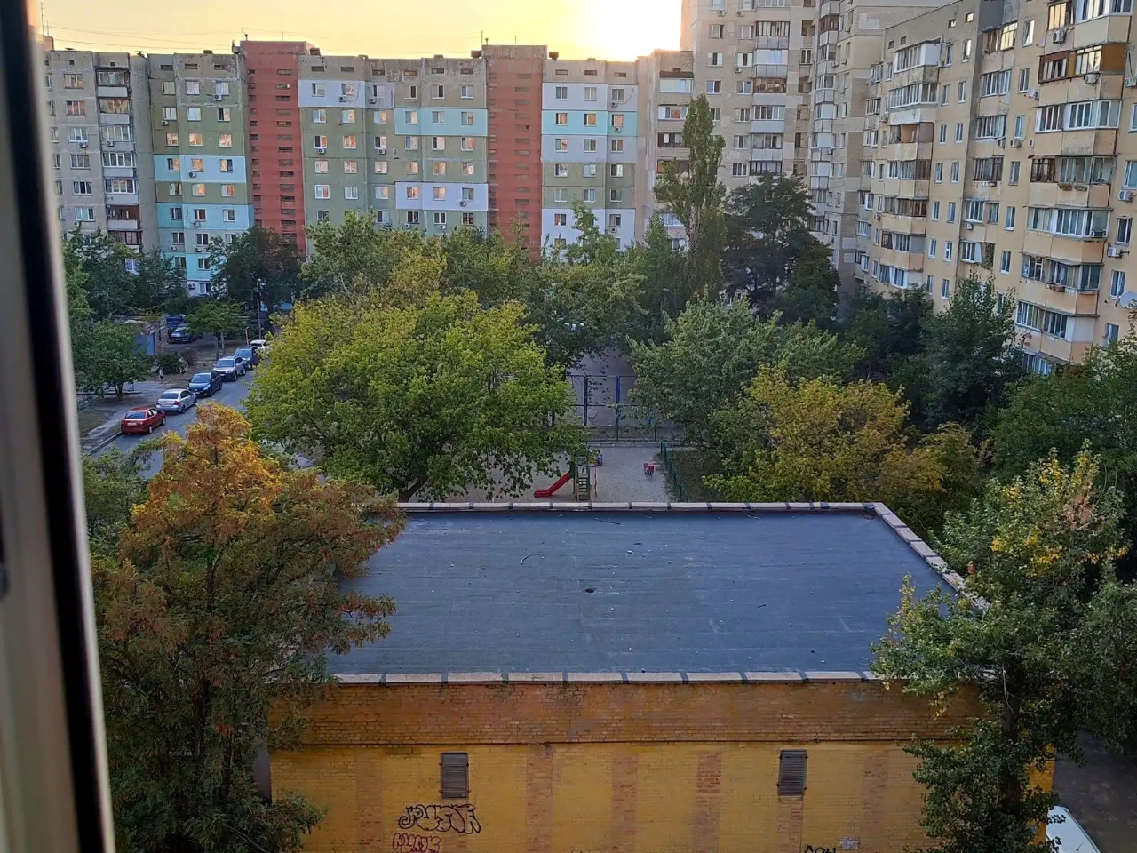 Rent 1-room apartment 35 sq m 6/9 floor.