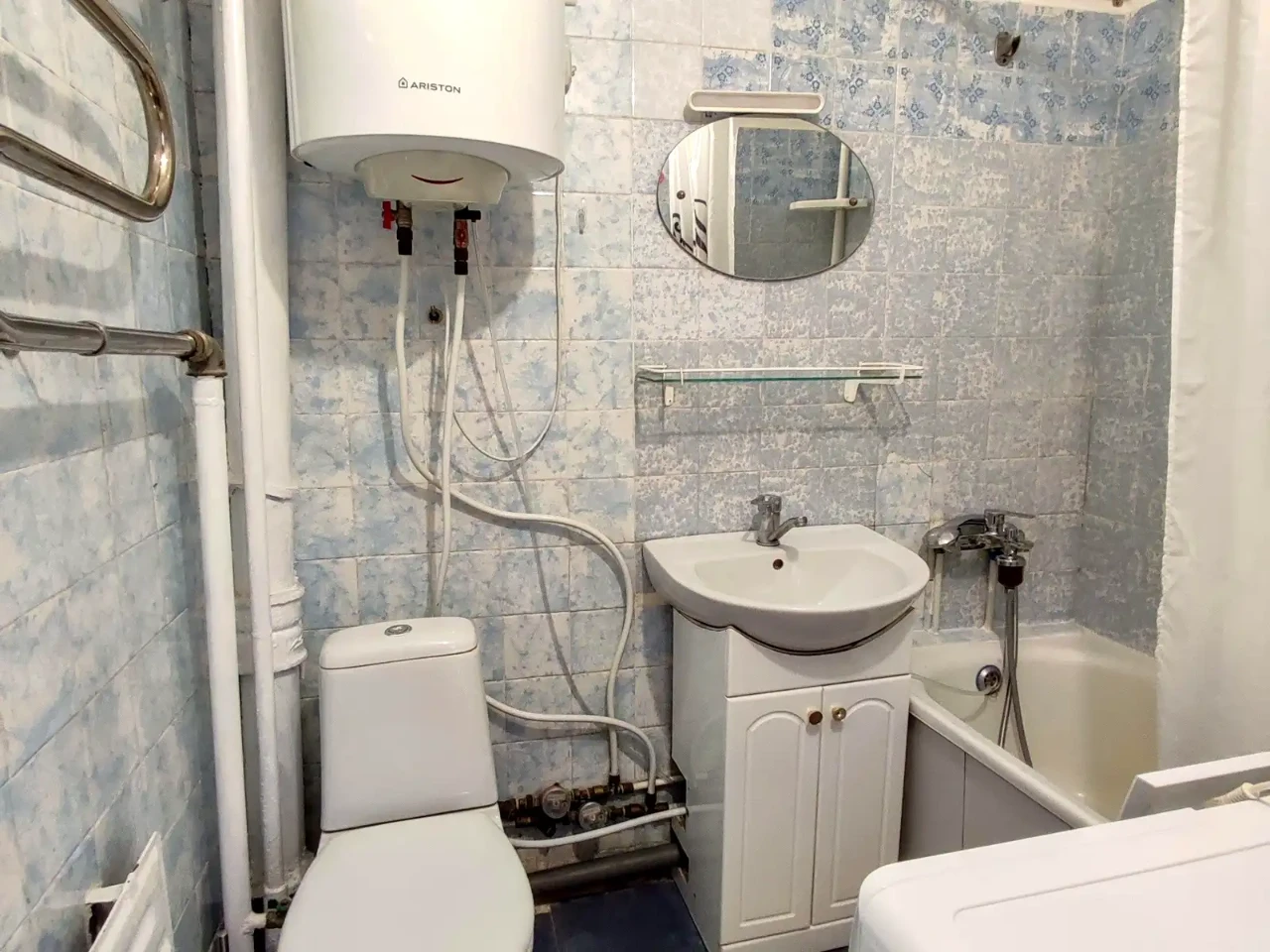 Rent 1-room apartment 35 sq m 6/9 floor.