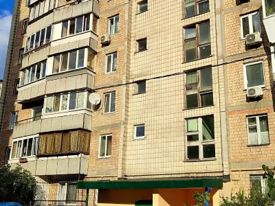 Rent 1-room apartment 35 sq m 6/9 floor.