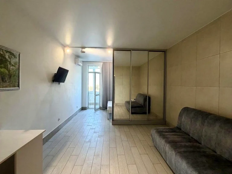 Оренда квартири 1-кімн. 42 м² 14/20 пов.