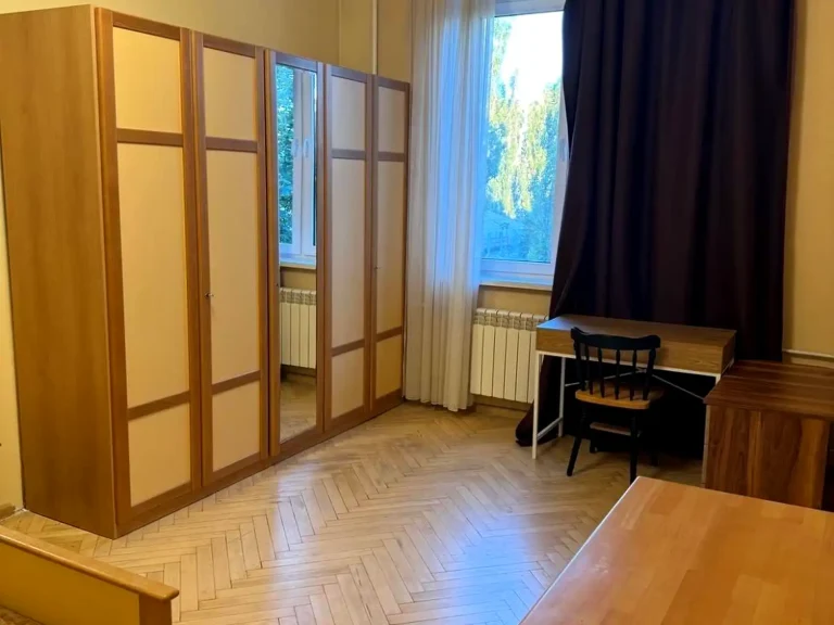 Rent 2-room apartment 55 sq.m. 5/5 floor.