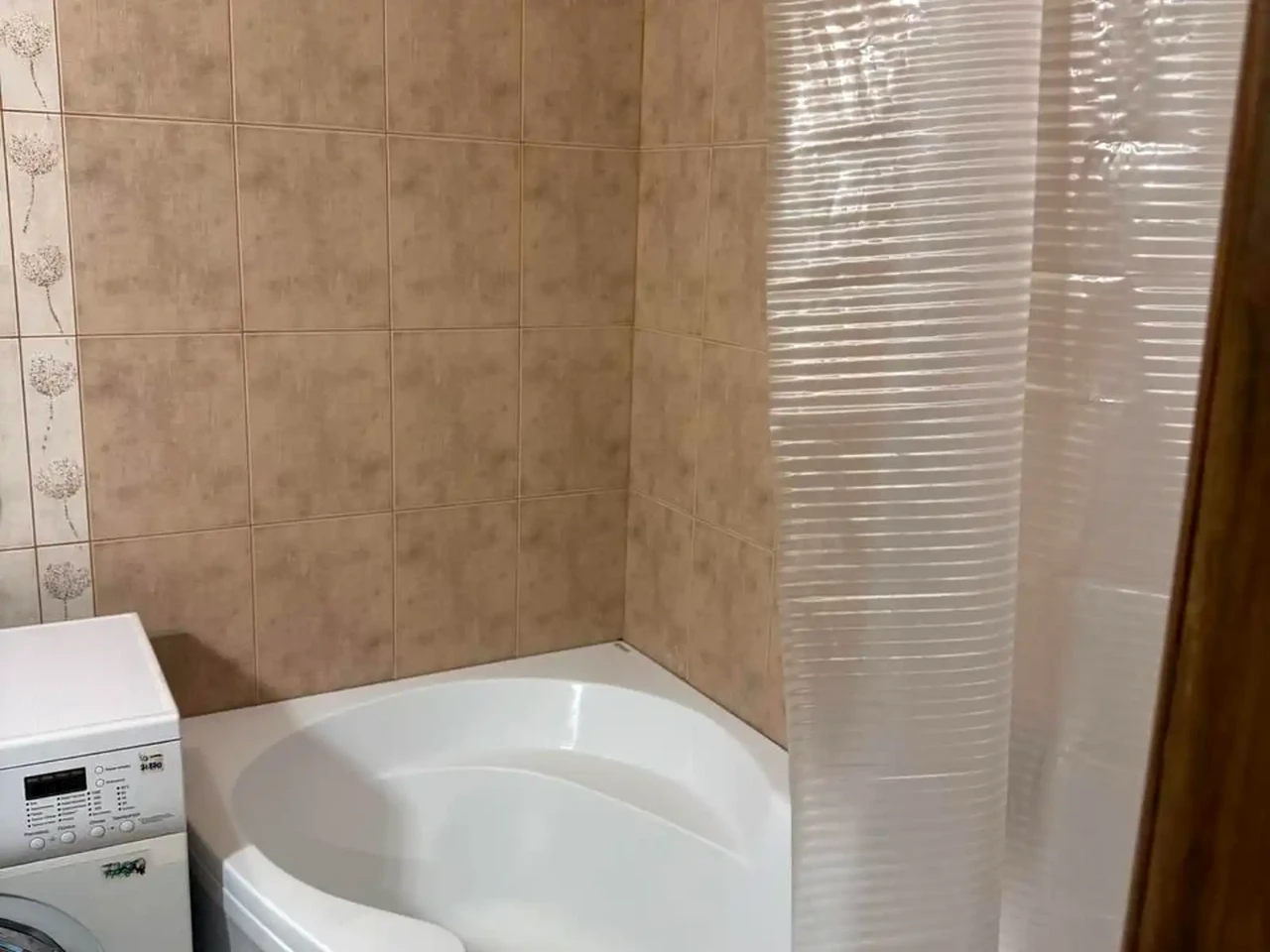 Сдается квартира 2-комнатная 55 м² на 5-м этаже.