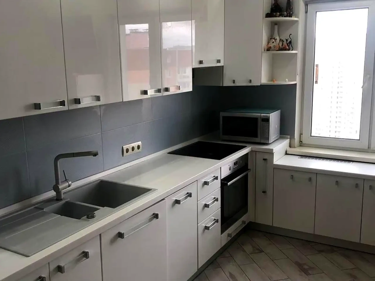 Rent 2-room apartment 62 m2, 2nd floor