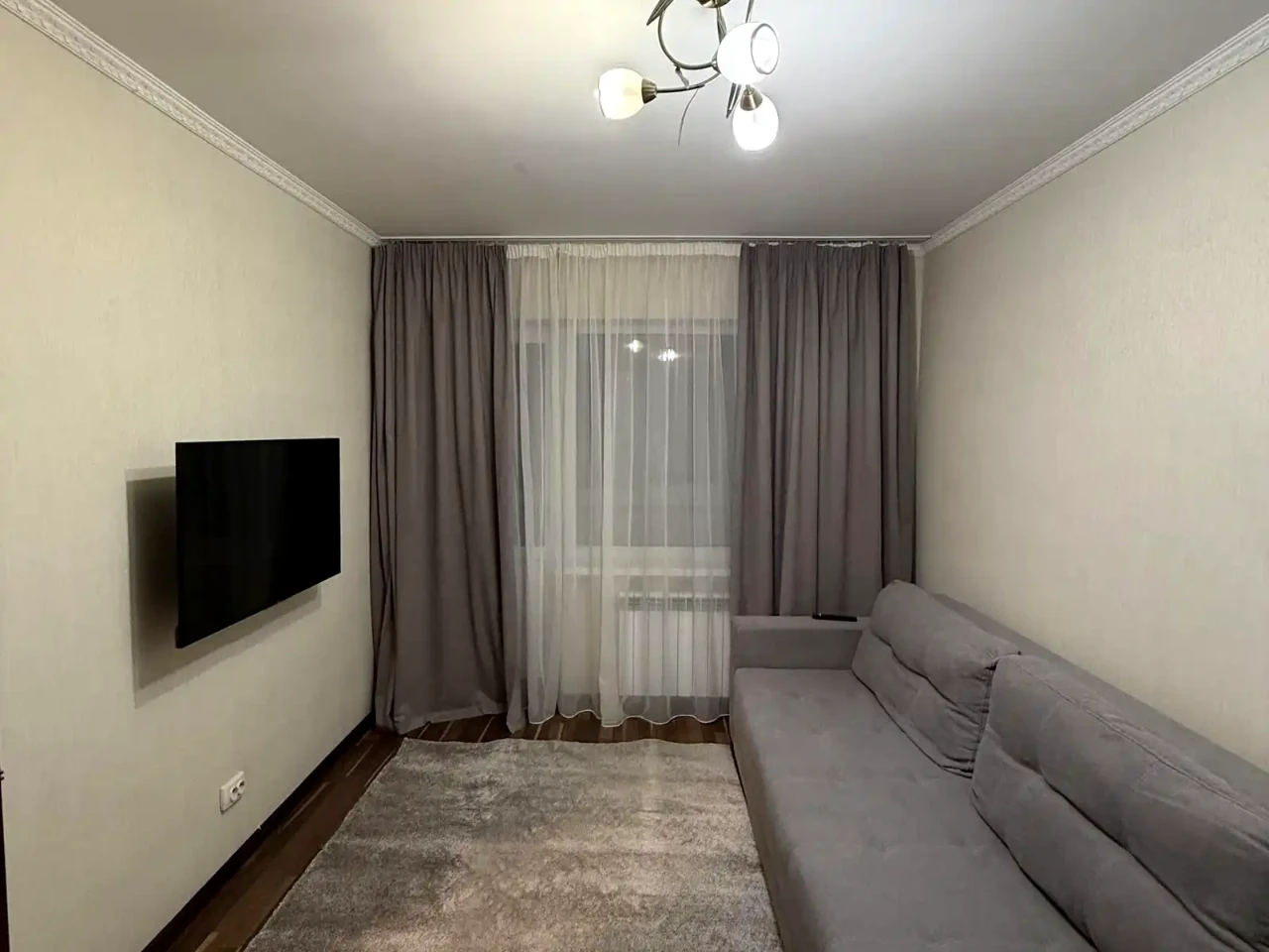 Оренда квартири 1-кімн. 30 м² 1/9 пов.