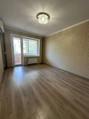 Продам 2х.квартиру.Набережная.Речка Днепр
