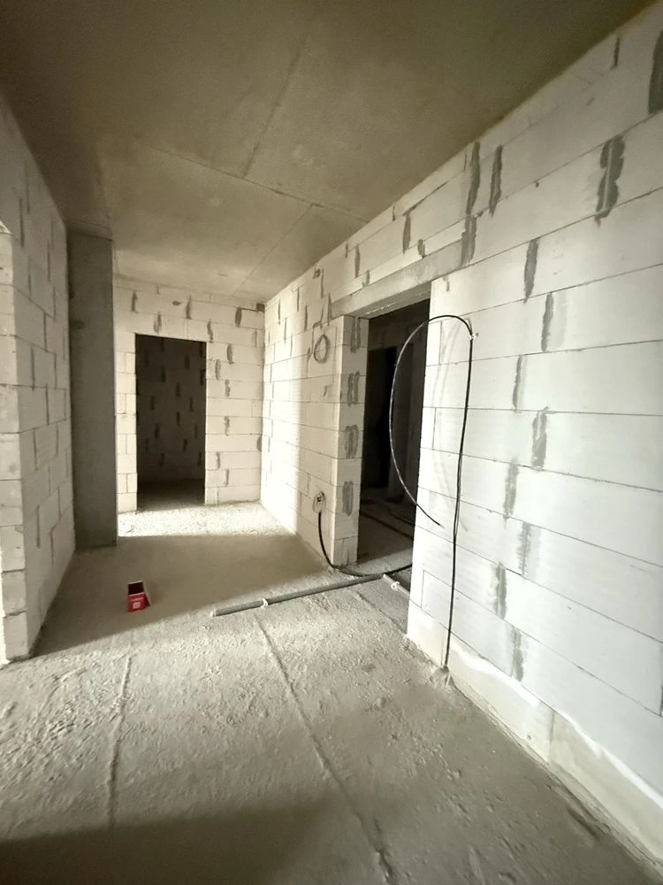 Sale of 2-room apartment, new building 71 sq m