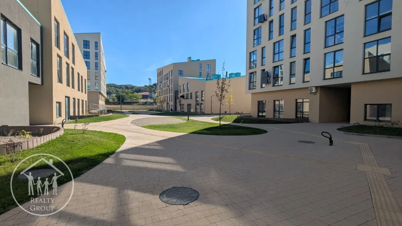 Продаж 1-кімнатна квартири 45м2 Підзамче