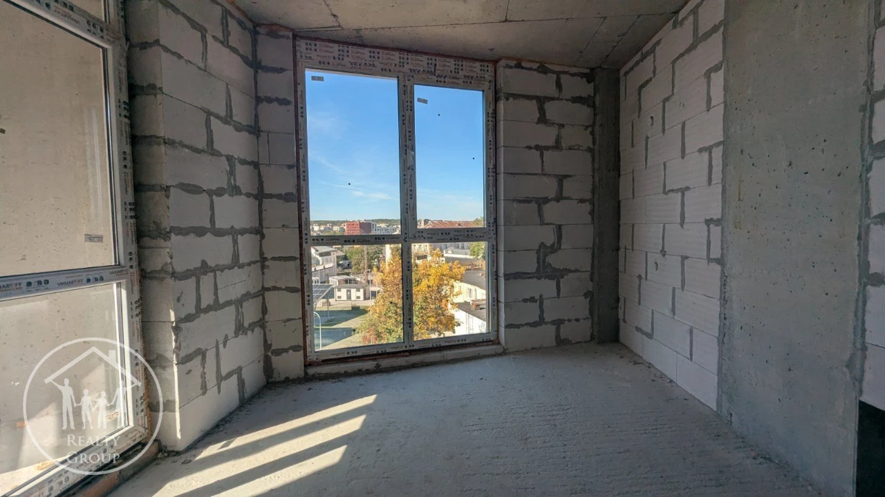 Продаж 1-кімнатна квартири 45м2 Підзамче